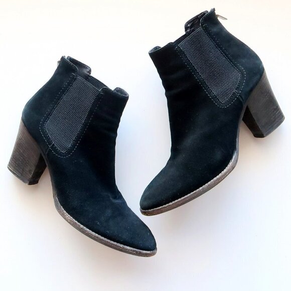 Aquatalia Black Suede Leather Block Heel Chelsea Ankle Boots / Booties Size 9.5 - Picture 1 of 16